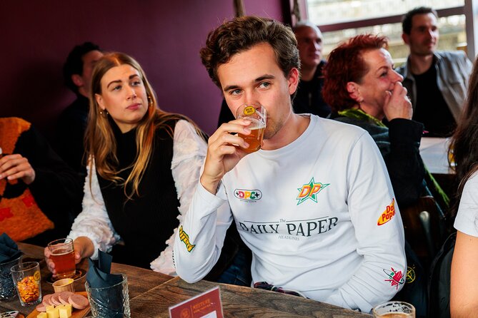 Amsterdam Guided Craft Beer Tasting with Cheese & Sausauge - Five Dutch beers in one compact hour