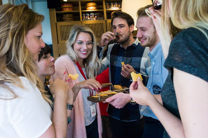 Amsterdam : Guided Cultural Food Tour - Dam Square, the palace, and Amsterdam’s public center