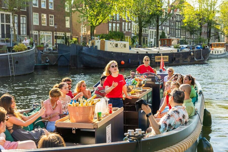 Amsterdam: Guided Open Boat Canal Cruise Including Drink - Canal houses along Herengracht and Reguliersgracht