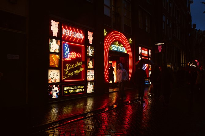 Amsterdam: Guided Red Light District and City Walking Tour - Meeting at Geldersekade 2