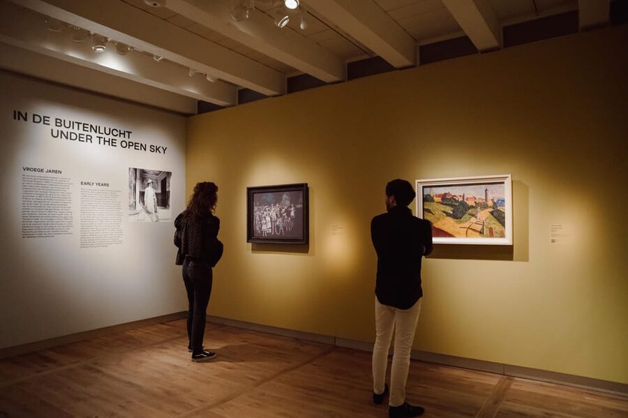 Amsterdam: H'ART Museum Entry Ticket - Should you book H’ART Museum?