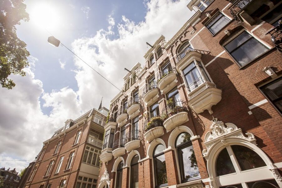 Amsterdam: Hidden Gems & Highlights Guided Bike Tour - How Much Cycling Is Involved?