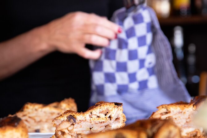 Amsterdam High-End Dutch Food & History Tour - Up to 8 guests - Finishing with bitterballen near Dutch colonial history