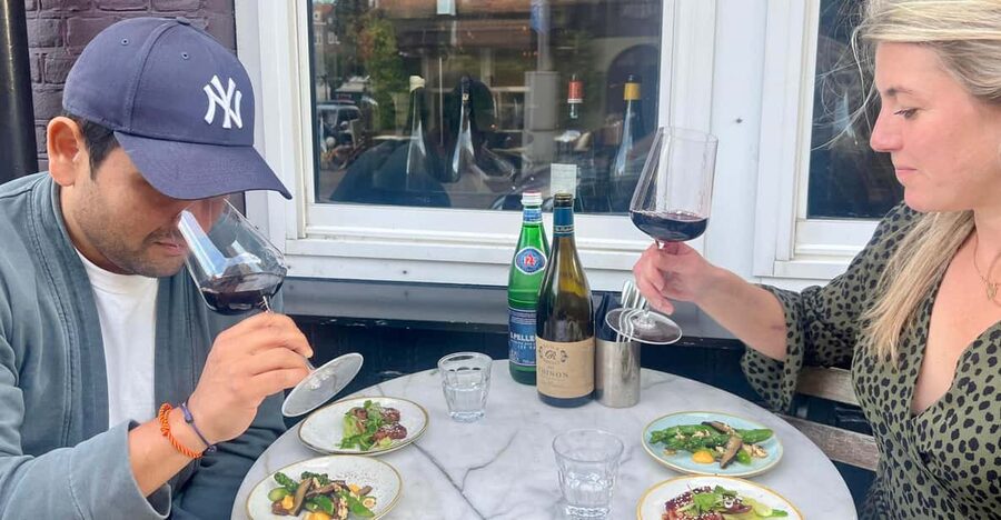 Amsterdam: High Wine at wine bar Paskamer, 3-rounds - Why the Food Pairing Matters