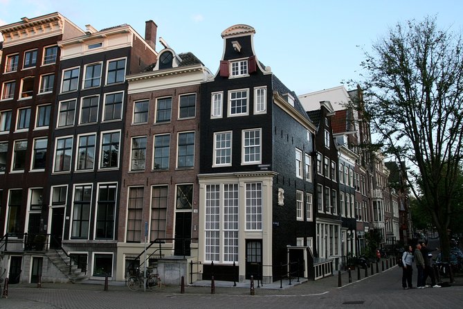 Amsterdam Highlights Walking Tour: Small Group Experience - A careful look at the Red Light District