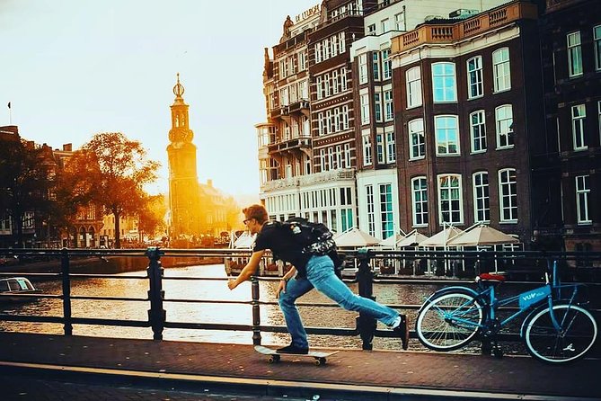 Amsterdam Highlights Walking Tour: Small Group Experience - Nieuwmarkt and Amsterdam’s eastern story