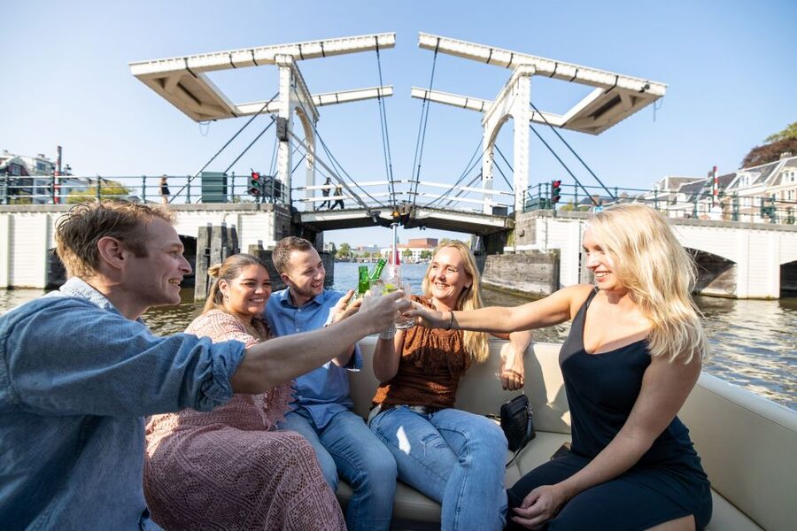 Amsterdam: Historic Boat Cruise with open bar and nibbles - Captain Bow’s local angle