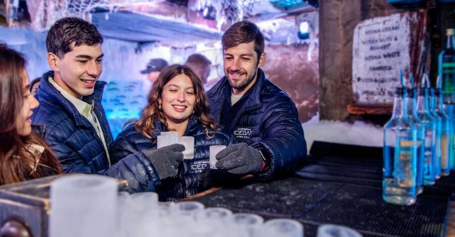 Amsterdam: Icebar Entry Ticket with 3 Drinks - Arriving near Rembrandtplein