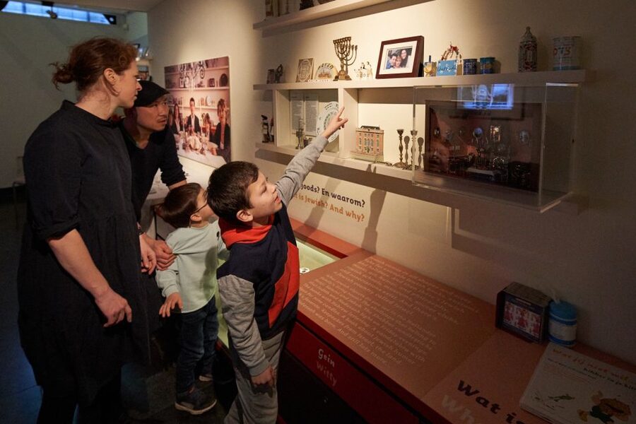 Amsterdam: Jewish Cultural Quarter & Gassan Diamonds - The Jewish Museum and Jewish Museum junior