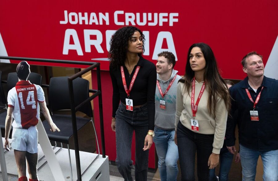 Amsterdam: Johan Cruijff ArenA Tour with Optional Guide - Entering the Ajax dressing room