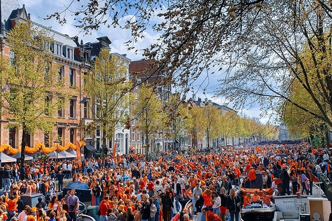 Amsterdam King’s Day Boat Party with Unlimited Drinks 2026 - The weather rule matters on King’s Day