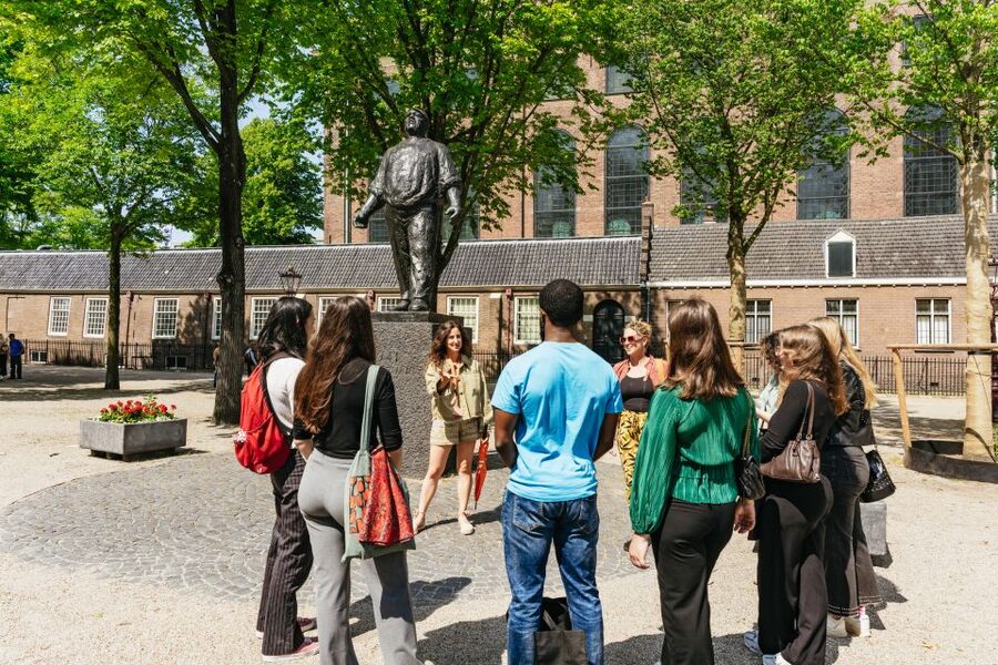 Amsterdam: Life of Anne Frank and World War II Walking Tour - Anne Frank’s Amsterdam begins in the Jewish Quarter