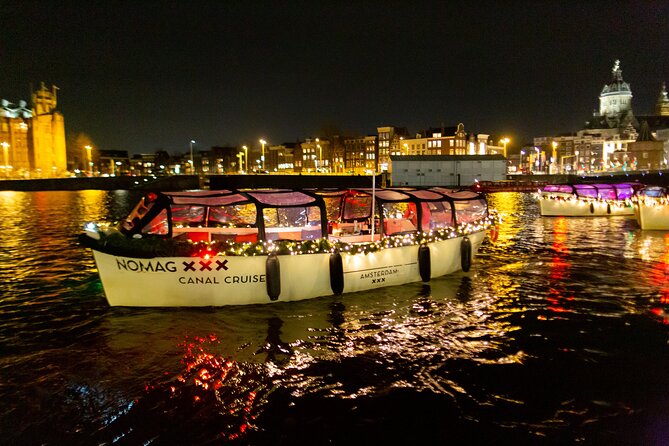 Amsterdam Light Festival: Canal Cruise + Snack & Unlimited Drinks - Drinks and the small snack