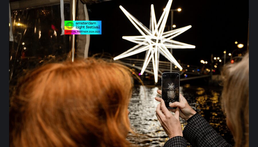 Amsterdam: Light Festival Cruise With Drinks & Snacks - Who will get the most from this cruise