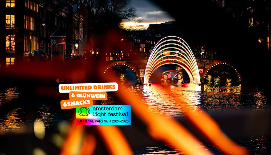 Amsterdam: Light Festival Cruise With Drinks & Snacks - Meeting near Central Station