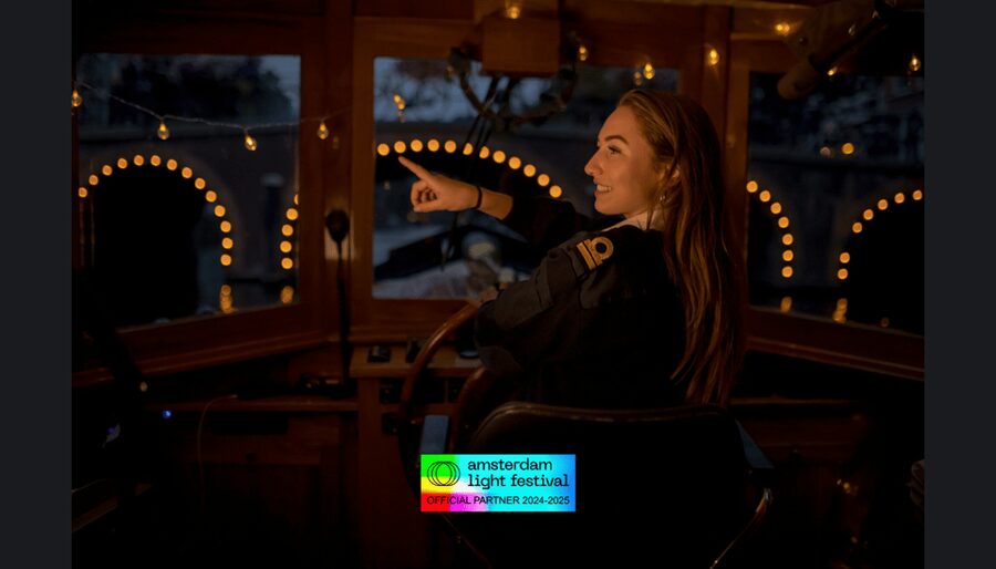 Amsterdam: Light Festival Heated Cruise w/ Drinks & Snacks - Drinks, snacks, and the real value at $31