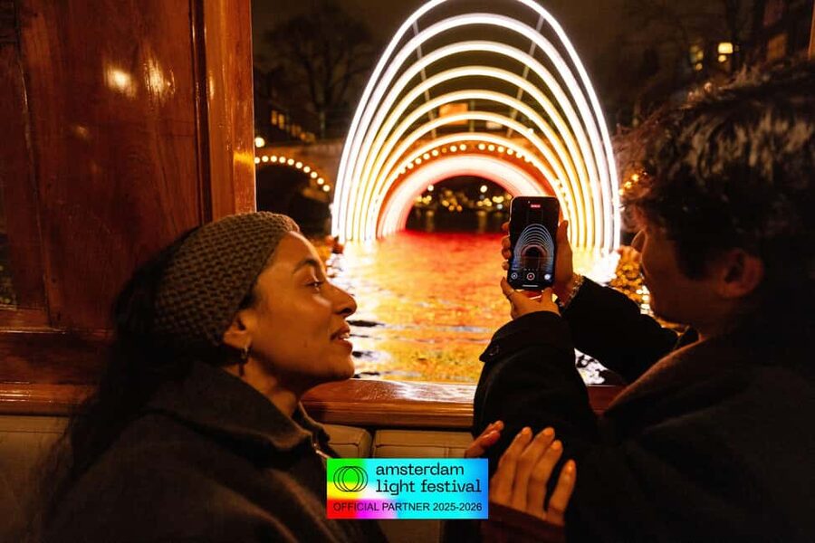 Amsterdam: Light Festival Heated Cruise with Drinks & Snacks - A warm seat for Amsterdam’s winter light show