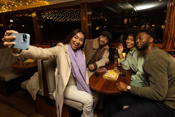 Amsterdam Light Festival: Heated Cruise with Hot Drinks & Bite - Key points to know before you book