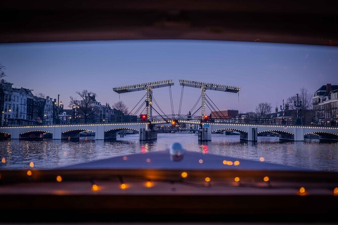Amsterdam: Light Festival Shared Boat with unlimited drinks - Key points at a glance