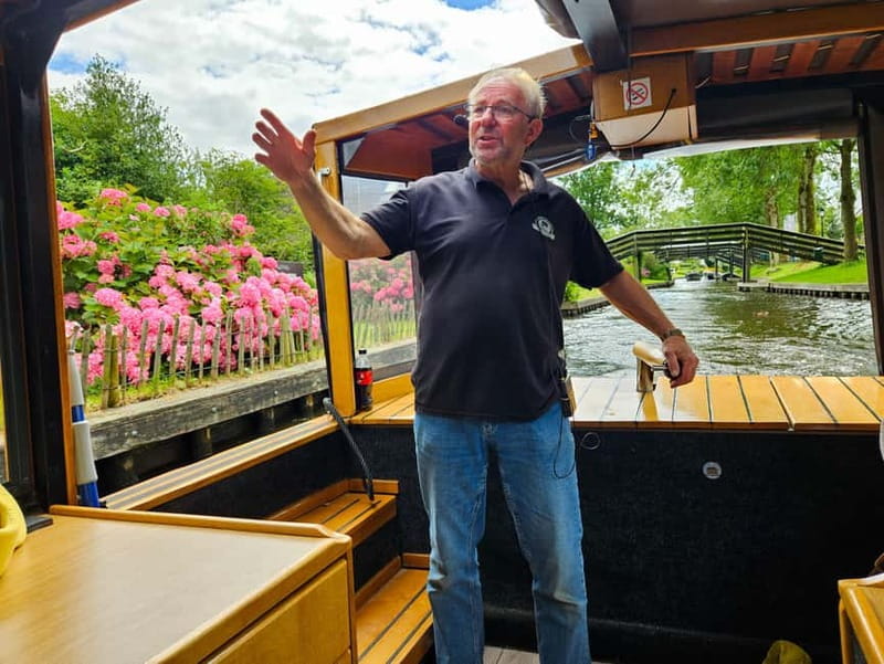 Amsterdam: Live GuideD Giethoorn Boat Tour & Cheese Platter - A Dutch cheese platter on the canal