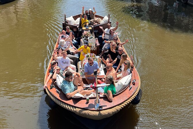 Amsterdam Luxury Boutique Boat tour with Unlimited Beer and Wine - Rembrandt’s former home along the water