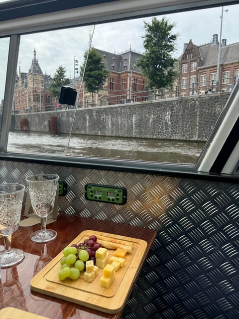 Amsterdam: Luxury Cheese & Wine Canal Cruise - Is $44 a fair price for one hour?