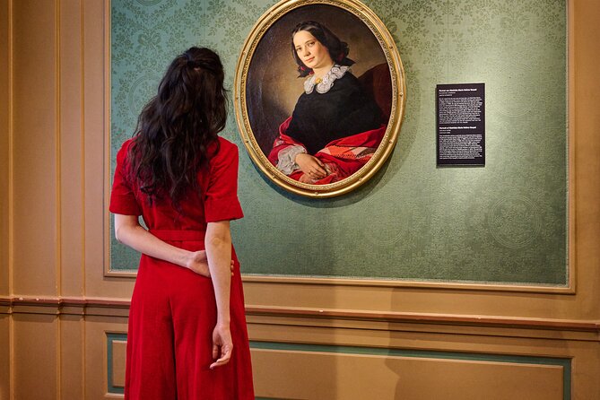 Amsterdam Museum of the Canals Admission Ticket with Audiotour - The garden and changing exhibitions