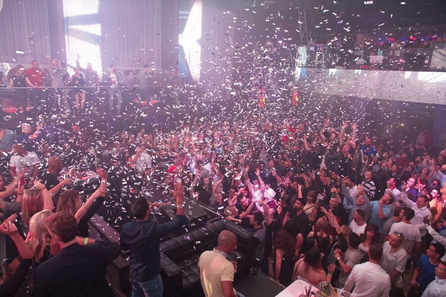 Amsterdam: Nightlife Scene 1, 2, or 3-7 Day Ticket - Extra experiences beyond clubs
