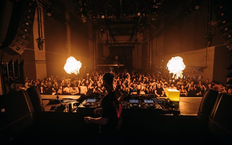 Amsterdam: Nightlife Scene 1, 2, or 3-7 Day Ticket - Building your own route through central Amsterdam