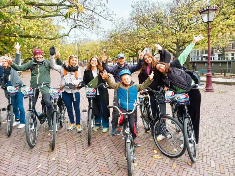 Amsterdam: Off the Beaten Path Bike Tour in French - The Jewish Quarter and the National Holocaust Names Monument