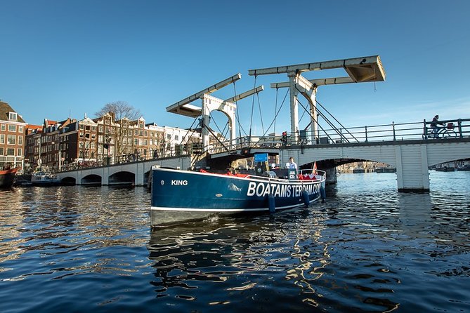Amsterdam Open Boat Cruise with Live Guide and Two Drinks - The Amstel, opera house, and Magere Brug