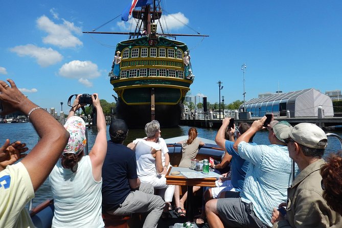 Amsterdam Open Boat Tour with Local Guide - The seven-bridges view