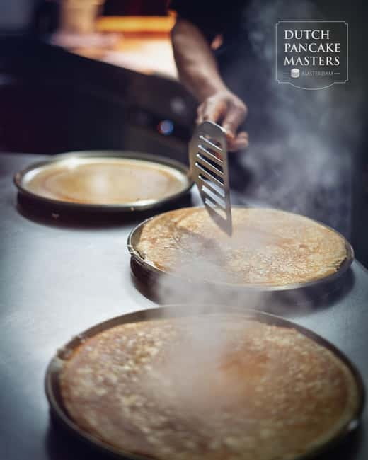 Amsterdam: Pancakes at Dutch Pancake Masters - Choosing between sweet and savory pancakes