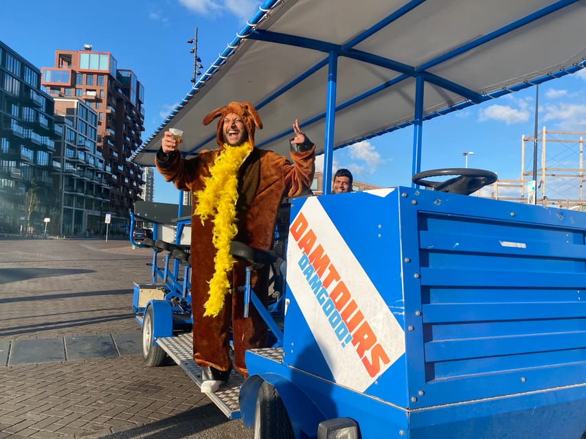 Amsterdam: Party Bike Tour with Beer - Beer, prosecco, and the important unlimited-drink detail
