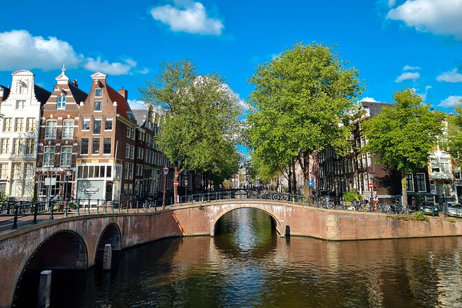 Amsterdam Pedicab City Tour (2 hours) - The canal ring from a close street-level view