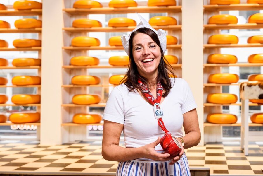 Amsterdam: Premium Henri Willig Cheese Tasting Experience - Why this small Amsterdam tasting works