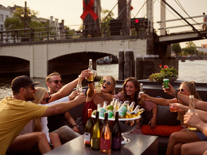 Amsterdam: Private BBQ Cruise with Personal Chef & Drinks - A private meal on Amsterdam’s canals