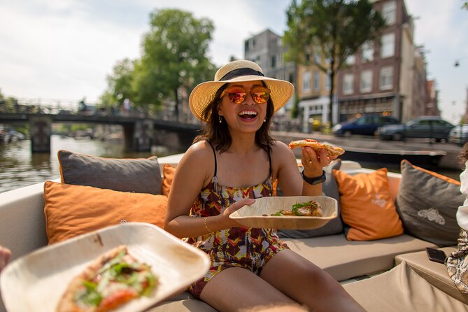 Amsterdam Private Boat Trip with Pizza and Unlimited Drinks - Why a private Amsterdam boat ride works so well