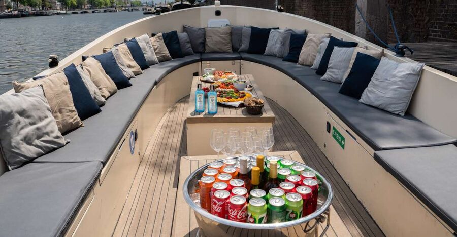 Amsterdam: Private Canal Booze Cruise with Unlimited Drinks - The final canals and the return to Amstel 178