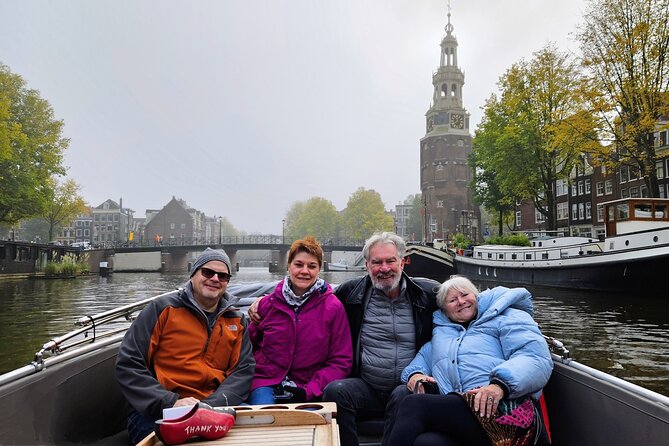 Amsterdam Private Canal Cruise – 90 Minutes through the Old City - De Wallen and the Oude Kerk by Canal