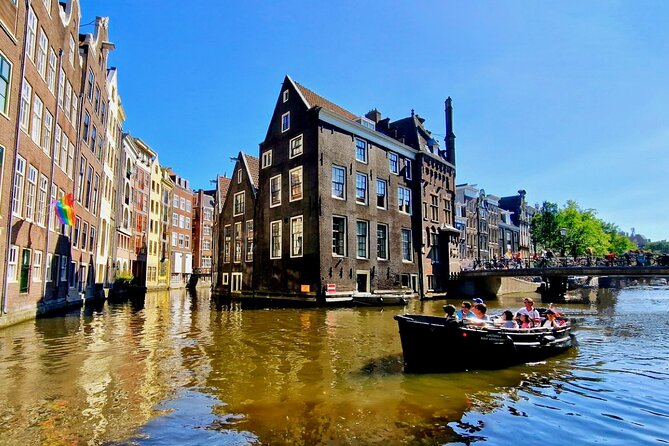 Amsterdam Private Canal Cruise – 90 Minutes through the Old City - Botanical Gardens and the Canal Belt
