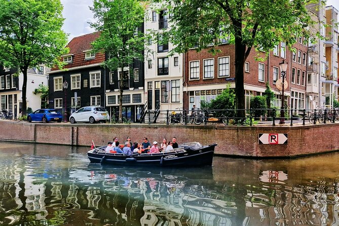 Amsterdam Private Canal Cruise – 90 Minutes through the Old City - Seven Bridges and Prinsengracht Houseboats
