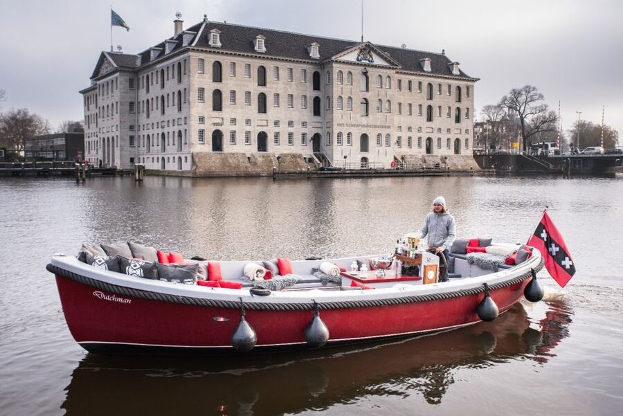 Amsterdam: Private Cruise with Drinks & Pizza or Burger - Key points to know before you book