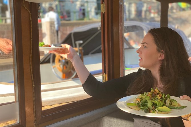 Amsterdam Private Dinner Cruise incl Drinks & 2-course Dinner 2hr - Dinner with Amsterdam’s canals at window level