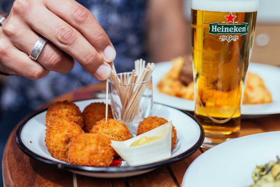 Amsterdam: Private Food Tour with a Local - Is $224 per person a fair price?