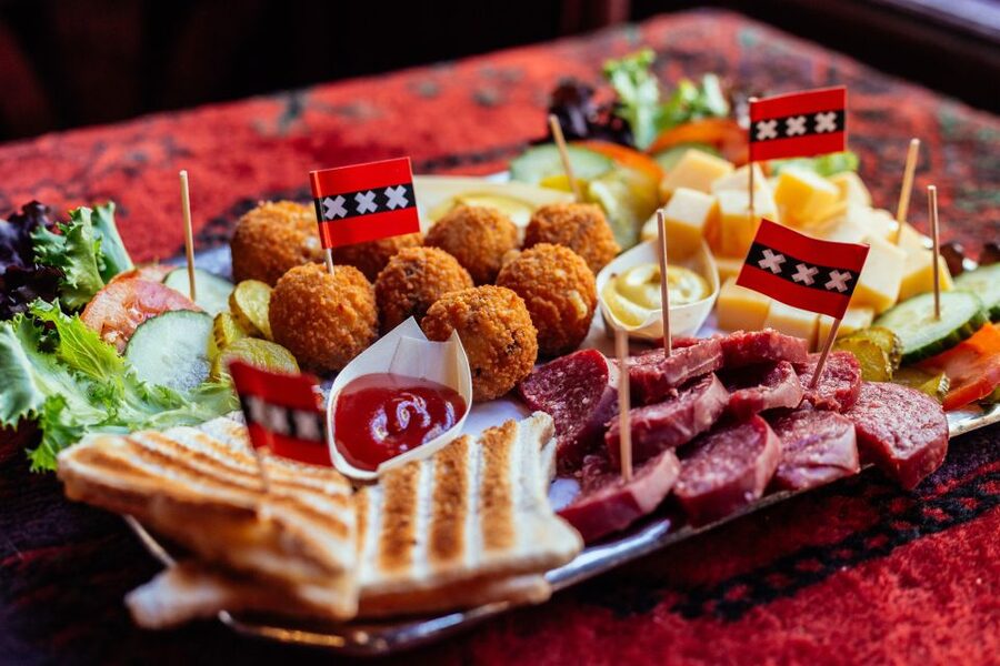 Amsterdam: Private Food Tour with a Local - De Pijp, where old cafés meet newer food spots