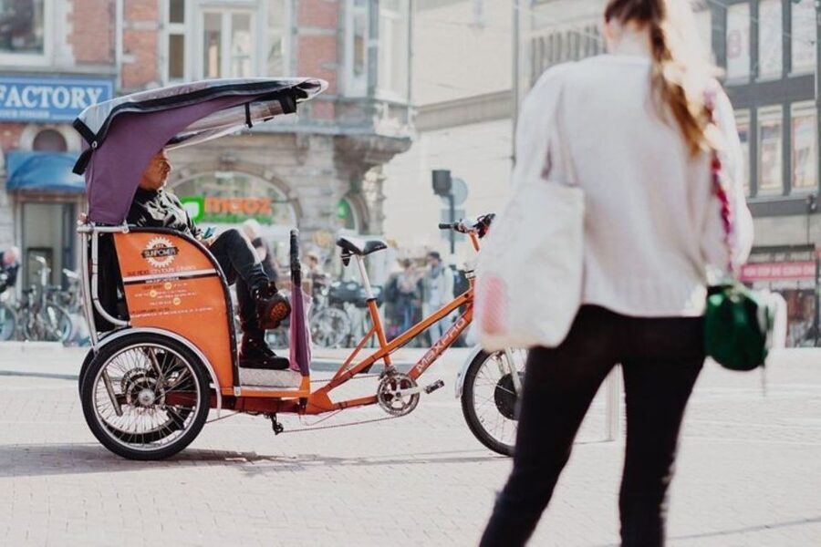 Amsterdam: Private Guided City Tour by Pedicab - Why a pedicab works so well in Amsterdam