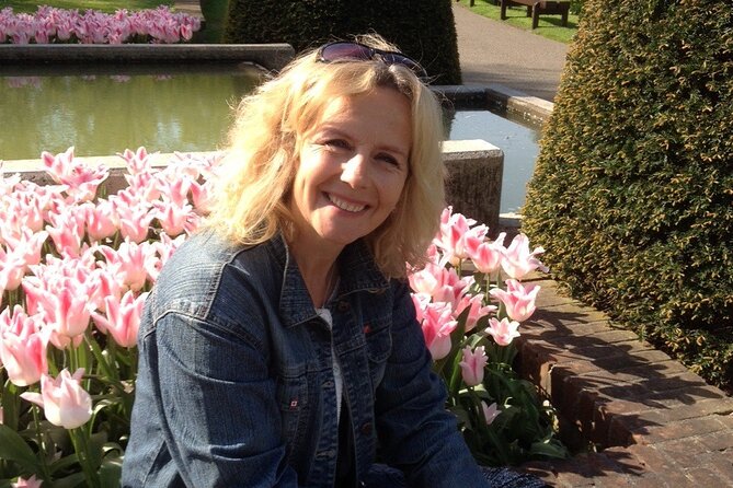 Amsterdam private guided tour with Marieke, local guide - Why a private guide helps in central Amsterdam