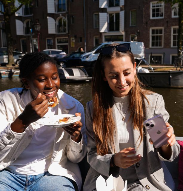 Amsterdam: Private Luxury Cruise with BBQ and Drinks - What the two-hour cruise is really like