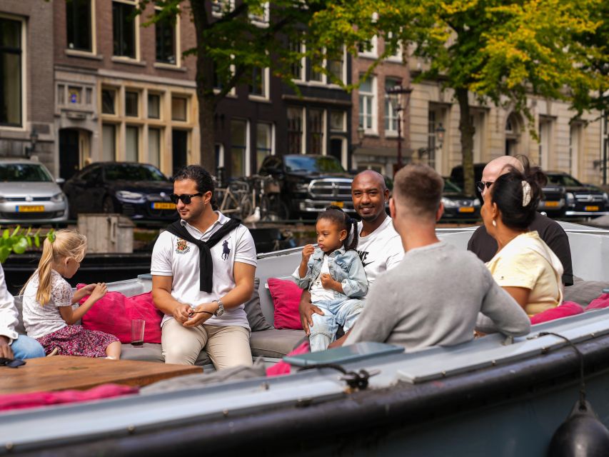 Amsterdam: Private Luxury Cruise with BBQ and Drinks - The seven bridges viewpoint